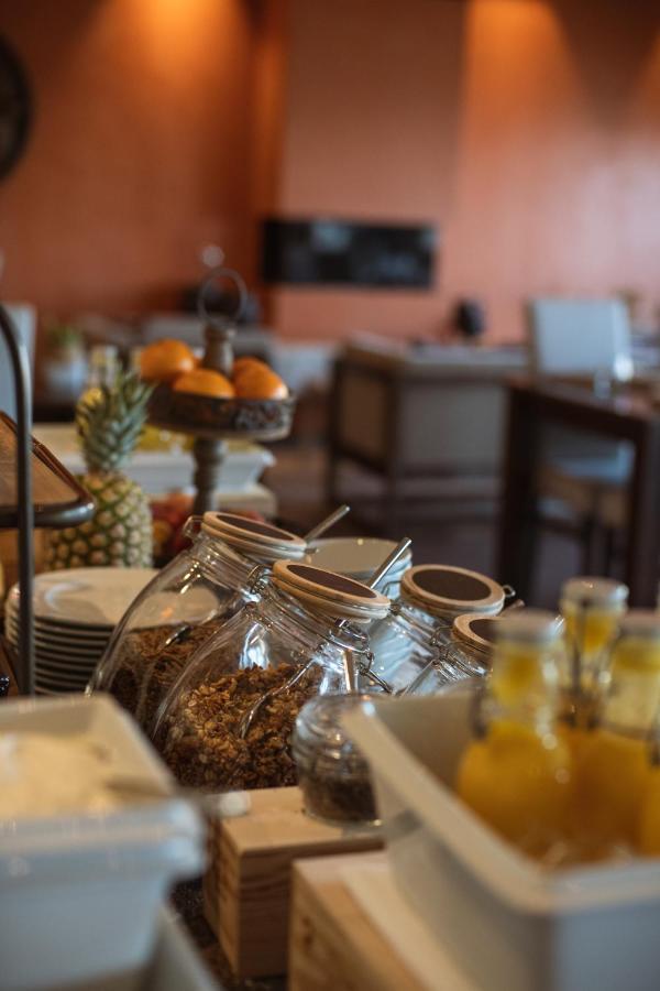 Mw Douro Wine & Spa Santa Marta de Penaguião 外观 照片 Breakfast at the hotel