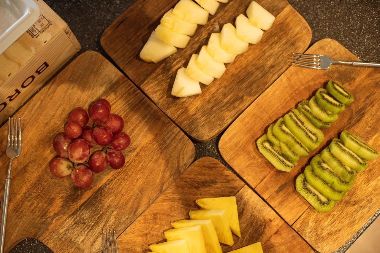 Mw Douro Wine & Spa Santa Marta de Penaguião 外观 照片 Fruit platters