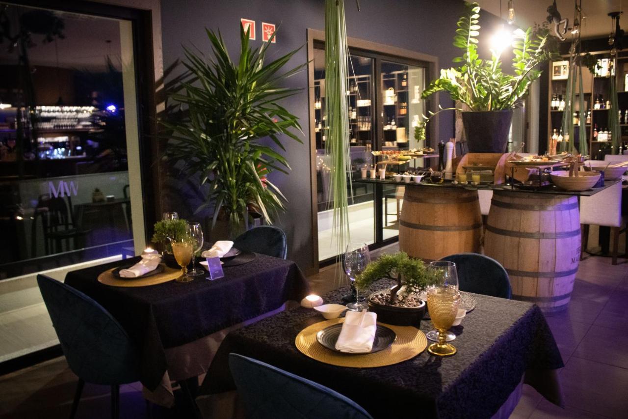 Mw Douro Wine & Spa Santa Marta de Penaguião 外观 照片 Restaurant in the hotel