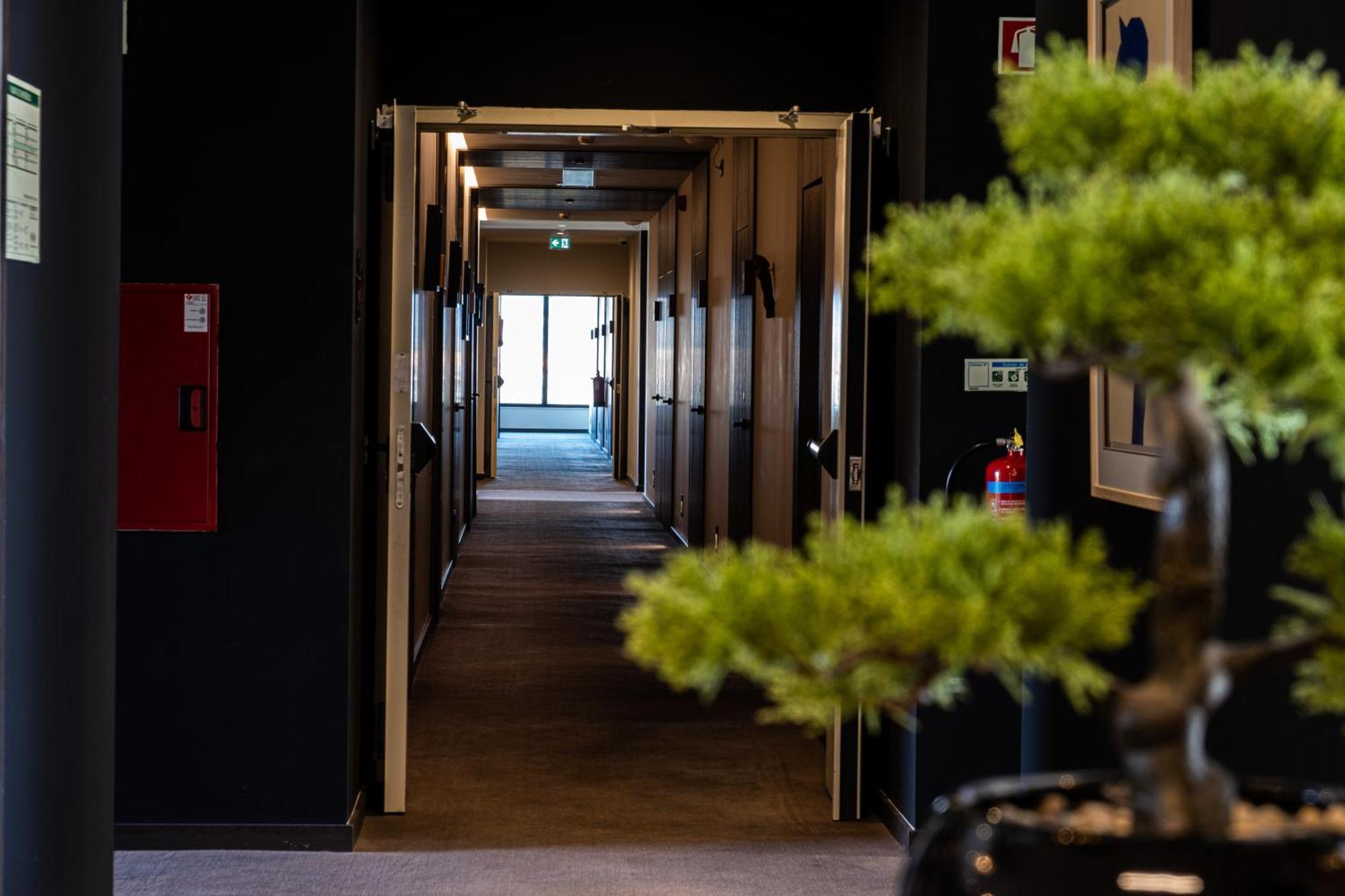 Mw Douro Wine & Spa Santa Marta de Penaguião 外观 照片 A corridor at the hotel