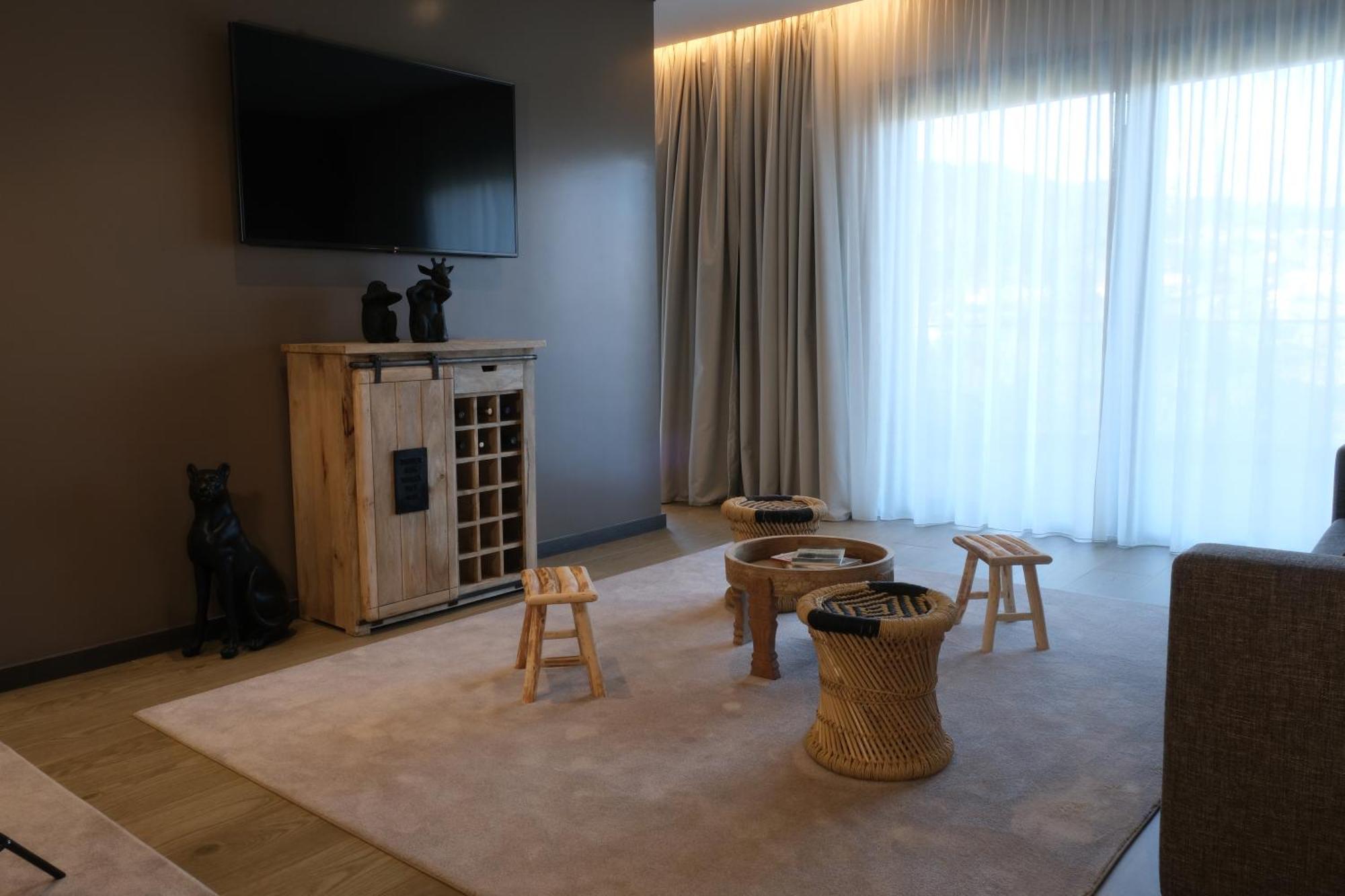 Mw Douro Wine & Spa Santa Marta de Penaguião 外观 照片 A living room at the hotel